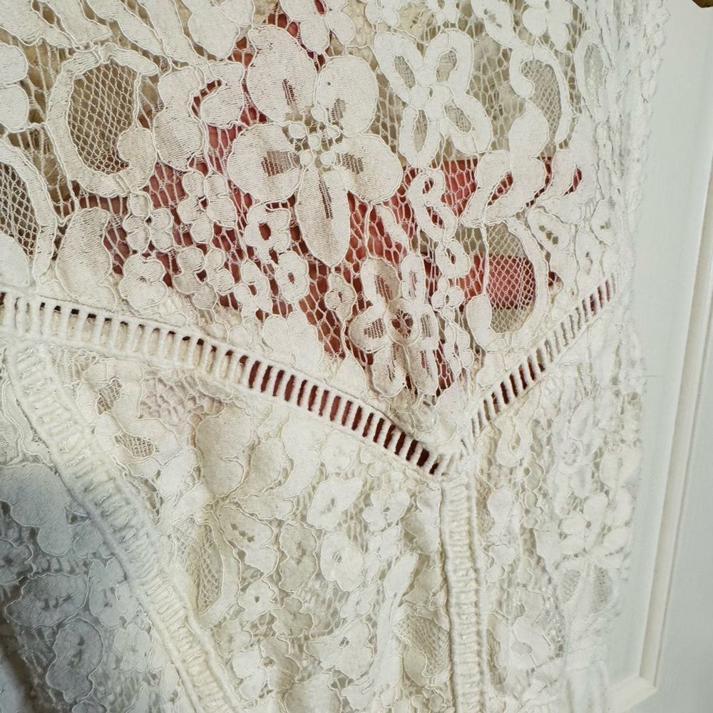 Abercrombie & Fitch Ivory Floral Lace Backless Dress size Large